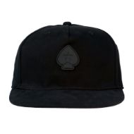 Εικόνα της ΜΑΥΡΟ ΚΑΠΕΛΟ TRUCKER ΜΕ ΤΟ ΜΠΑΣΤΟΥΝΙ ΤΟΥ POKERSTARS FOUNDATION